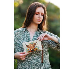 Highlander Flora Wristlet